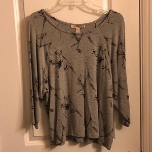 Forever21 floral quarter length sleeve top size M
